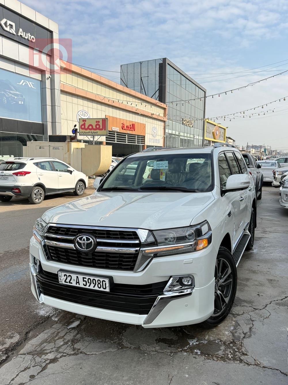 تويوتا لاندكروزر